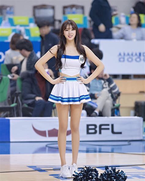 The Most Beautiful Cheerleader In Korea Daily K Pop News