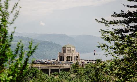 Crown Point Vista House The Official Guide To Portland