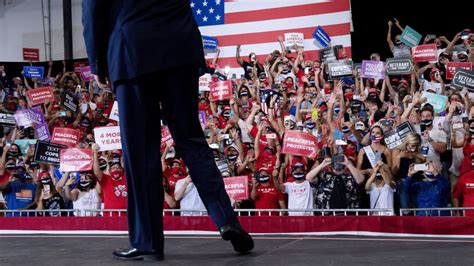 Trump Ignores Science At Dangerous Indoor Rally In Nevada Cnn Politics