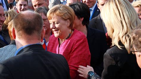 Kanzlerin Angela Merkel In Leinefelde Auf Landesparteitag Der Cdu