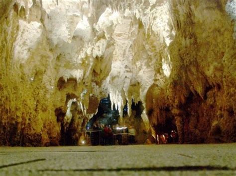 Top 10 Most Unusual Caves In The World How And Whys