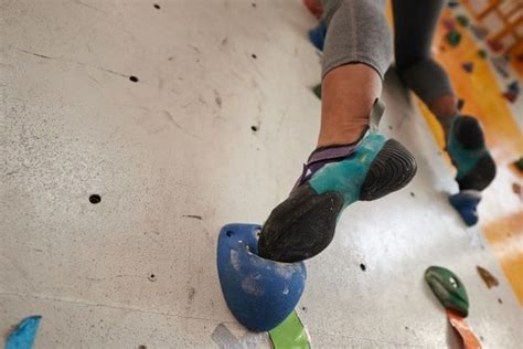 Bouldering Technique 17 Tips And 13 Training Drills