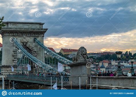 Old Bridge Over The Danube River In Budapest Editorial Image Image Of Palace Baroque 135512825