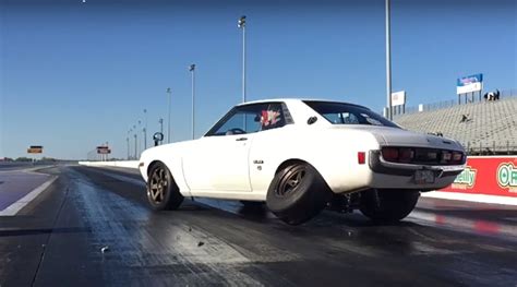 1000 Hp Toyota Celica Loses A Wheel While Drag Racing Autoevolution