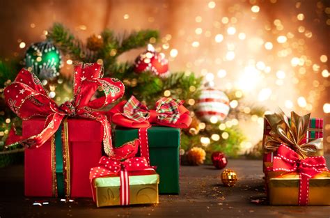 Wallpaper Holiday Lights Christmas Ornaments Presents 2560x1694