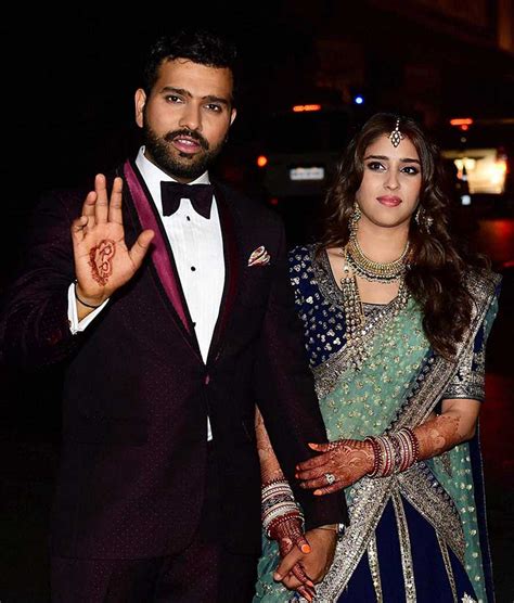 Rohit sharma spotted with wife. Indian cricketer Rohit Sharma weds girl friend Ritika ...