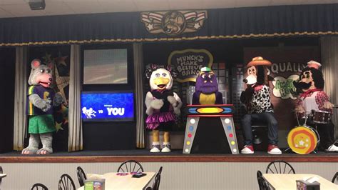 Chuck E Cheeses Happy Birthday Munch Full Stage View March