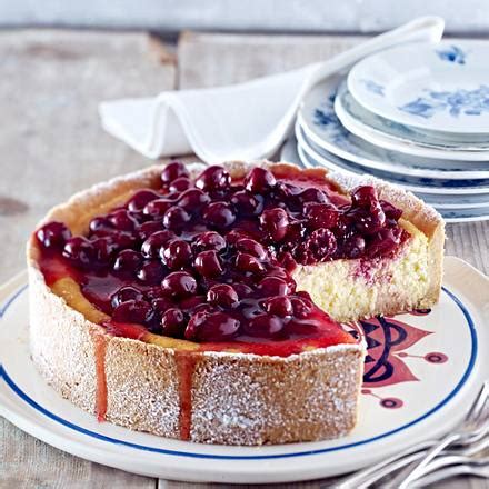 Maybe you would like to learn more about one of these? Kokos-Mascarpone-Käsekuchen mit Kirschen Rezept - LECKER.de