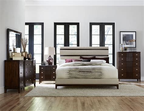 Our wooden bedroom furniture sets are perfect for creating a rustic, natural and homely feel to your room. Pelmar Dark Walnut Finish Bedroom Collection | Las Vegas ...