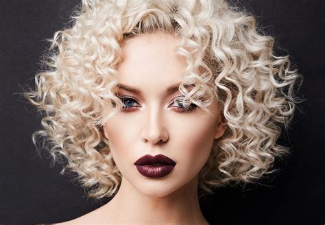 Spiral Perm Trends Complete Styling Guide HairstyleCamp