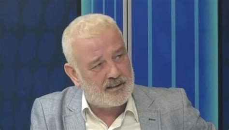 Güncel köşe yazılarından geride kalmayın. Son dakika: Ali Tezel gözaltına alındı! Ali Tezel kimdir ...