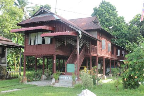 rumah perak  kampong gajah perak malaysia kampung house