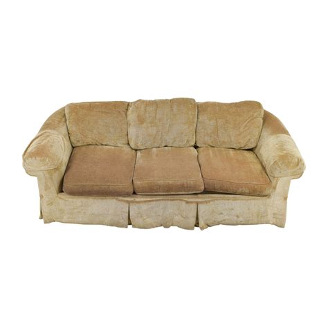 90 Off Bloomingdales Bloomingdales Tan Three Cushion Skirted Couch