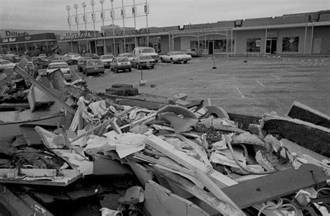 1984 Tulsa Southland Mall Being Remodeled As The Promenade Mall With