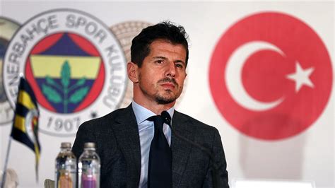 Emre belözoğlu'nun fenerbahçe'ye dönüşünün arkasında birçok etkiyi barındırdığı aktarılarak, şöyle denildi: Fenerbahçe Sportif Direktörü Emre Belözoğlu: Panik havası varmış gibi lanse edilmesinden çok ...