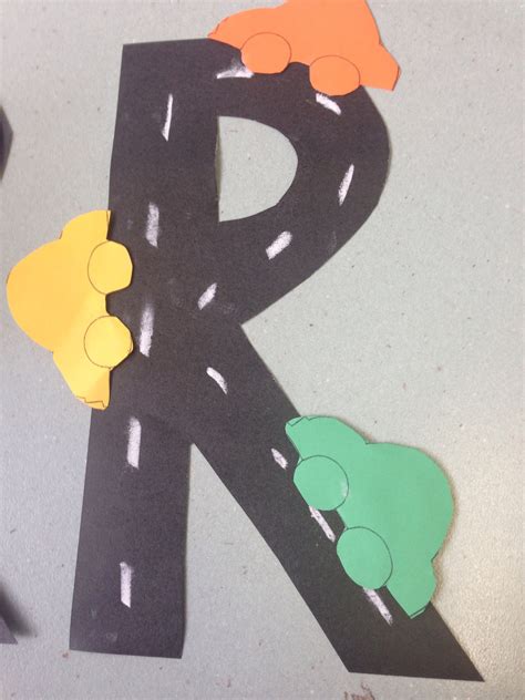 Letter Of The Week R Plus Free R Is For Robot Printable Letter A