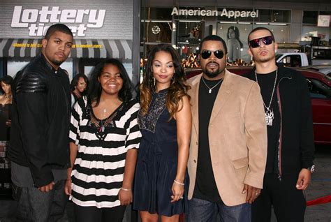 Does hulu + live tv have a contract? Exclusive: O'Shea Jackson Jr. Talks "Straight Outta ...