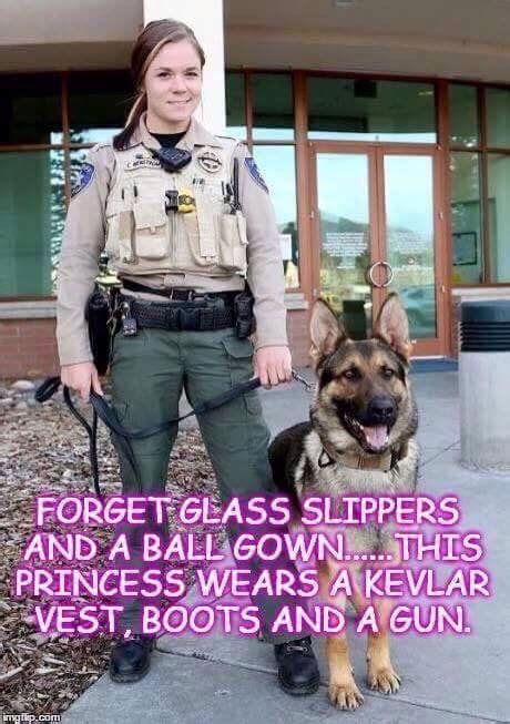 4 parole officers are online. Trolling Pinterest, and your find a Meme of | Female cop ...