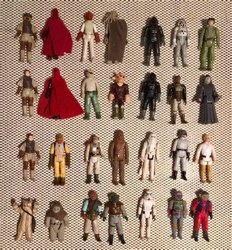 Set Of 28 Vintage Star Wars Action Figures From 70s And 80s