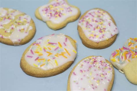Delicious Vegan Iced Easter Biscuits We Made This Vegan