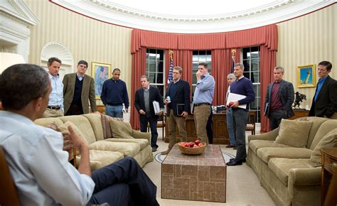 Obamas Remade Inner Circle Has An All Male Look So Far The New York Times