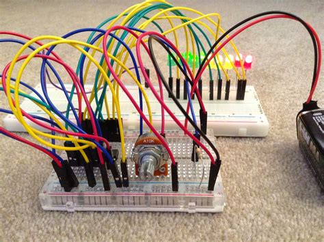 The lm3916 is a monolithic integrated circuit that senses analog voltage levels and drives ten leds, lcds or vacuum fluorescent displays, providing an electronic version of the popular vu meter. Mallinson electrical. Online electronic components.: LED ...
