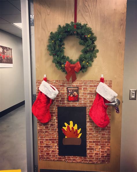 holiday office door decorating contest ideas