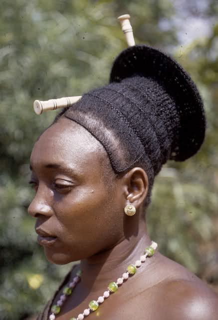 The perfect way to give yourself a stunning look when giving you a break from styling your hair is braided hairstyles. HAIRSTYLES IN AFRICAN CULTURE