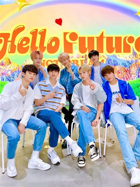 Lirik dan Terjemahan Lagu Hello Future oleh NCT Dream - Jurnal Medan