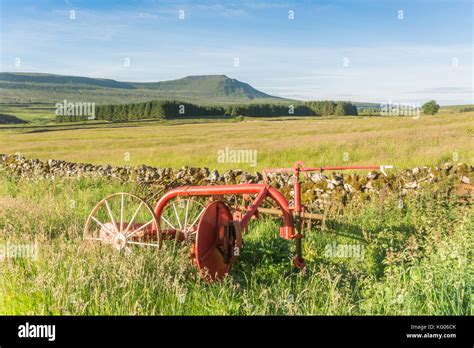 Vintage Farm Equipment Hi Res Stock Photography And Images Alamy