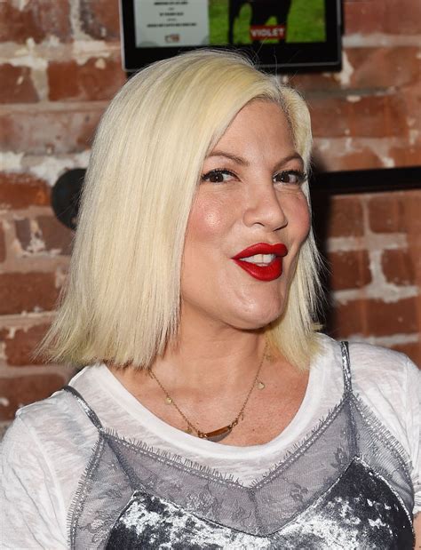 Tori Spelling At Much Love Animal Rescue Spoken Woof In Los Angeles 10