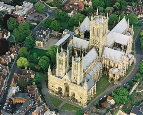 Britain's Most Historic Towns - Lincoln Cathedral