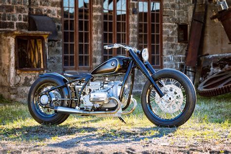 Find the latest bmw motorcycle reviews, prices, and photos and videos from the expert riders at motorcycle.com. BMW R 5 Hommage | Custom Motorcycle, Modern Simplicity