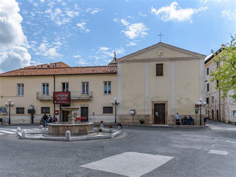 Maenzasi trova nella provincia di latina e si trova con la regione di lazio italia. Comune di Maenza: Cultura - Chiese e Culto