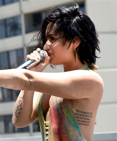 A Comprehensive Guide To Demi Lovato S Huge Tattoo Collection Oye Times