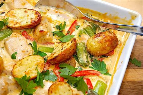 Kylling i ovn med grøntsager og kartofler Opskrift One pot retter