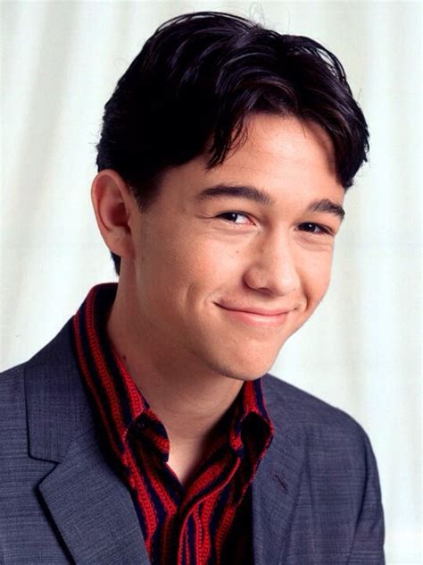 Pin By Emma Conant On Celebrities When They Were Young Joseph Gordon