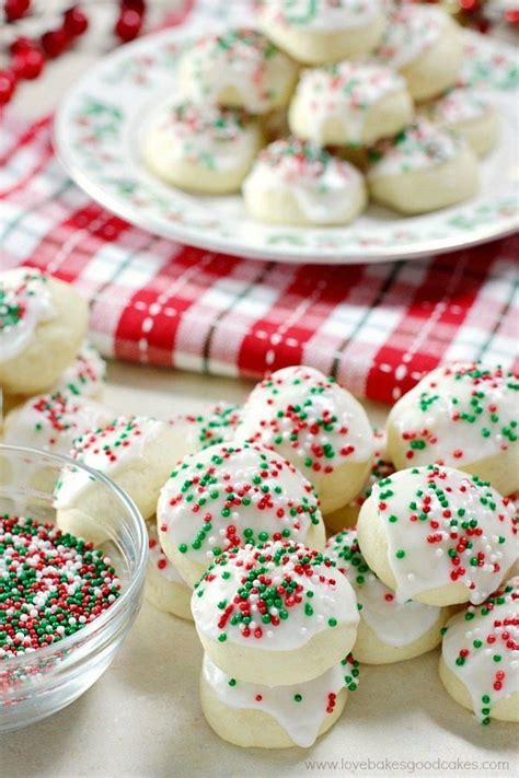 This search takes into account your taste preferences. Italian Anise Cookies | Recipe | Italian christmas cookie recipes, Italian anise cookies ...