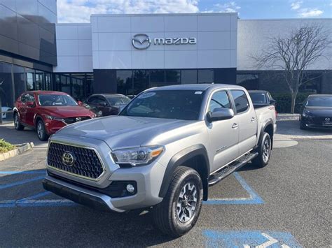 Used 2018 Toyota Tacoma Pickup Truck 402