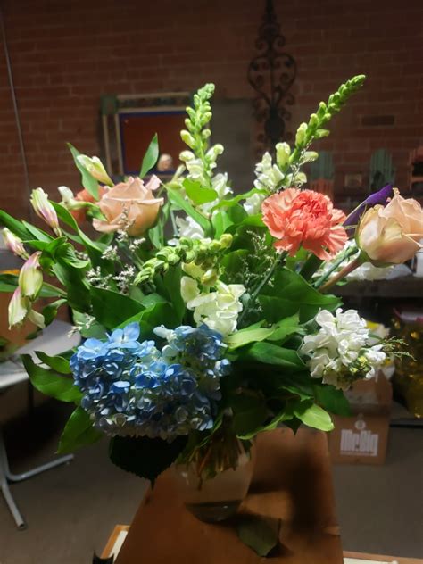 12 Vasing Perfect Flowers Flower School 101