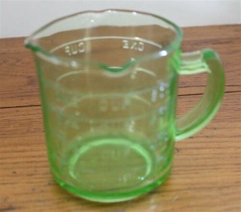 Vintage Depression Glass Green Cup Measure Kellogg S Kitchen Ware