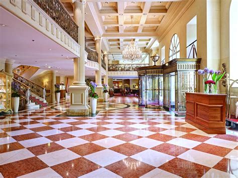 Yes, it conveniently offers a business centre, meeting rooms, and a banquet room. Grand Hotel Wien, Vienna, Austria - Booking.com