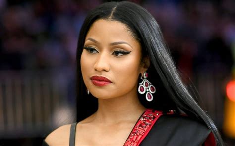 Nicki Minaj Pays College Tuition For Several Lucky Fans