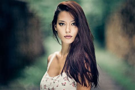 50 Natural Light Portraits Thatll Have You Ditching Your Flash Photo