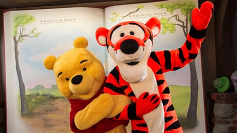 Meet Winnie The Pooh And Tigger In Fantasyland Walt Disney World