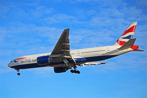 It is the world's largest twinjet and commonly referred to as the triple seven. G-YMMH: British Airways Boeing 777-200ER (At Toronto ...