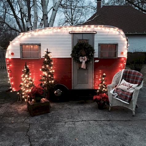 20 Awesome Rv Campers Christmas Decorations Ideas Trailer Decor