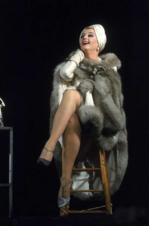 Awesome Sexy Angela Lansbury Photos You Need To See