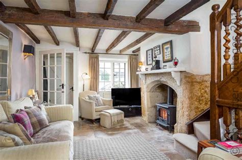 Bag End Is A Beautiful Cotswold Stone Property In The