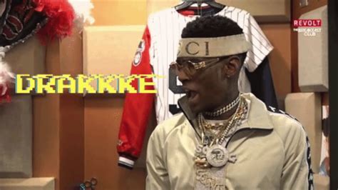 Drake responds to soulja boy subscribe to our channel by clicking here: Soulja boy - Drake! - YouTube